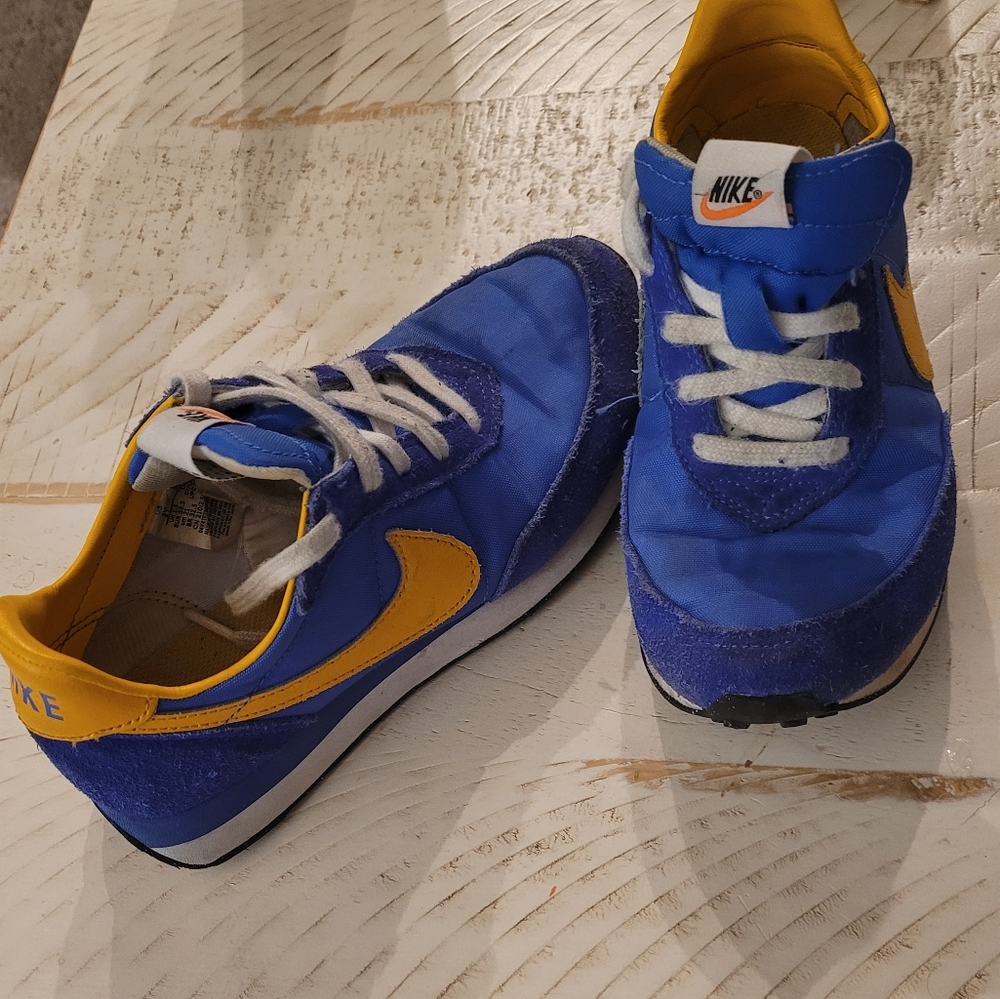 Nike kids blue and yellows